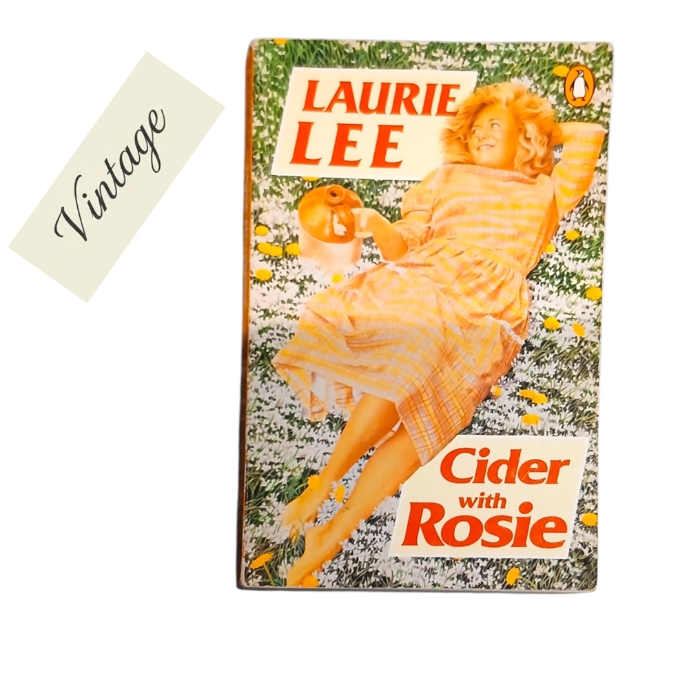 Vintage Penguin Classic: Cider with Rosie by Laurie Lee (1980s)